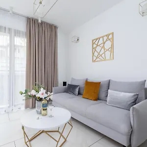 krakw-apartment-near-opera-krakowska-by-renters-prestige.krakowhotelspoland.com/